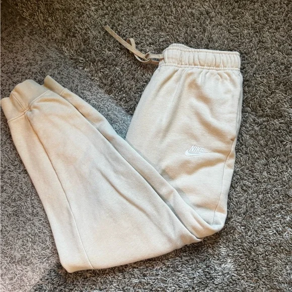 Nike Cream Cozy Fleece Joggers - Picture 2 of 6